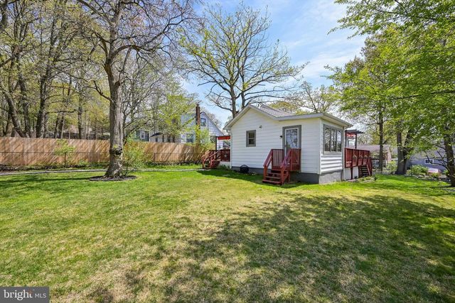 227 GARDEN TER, Runnemede, NJ 08078