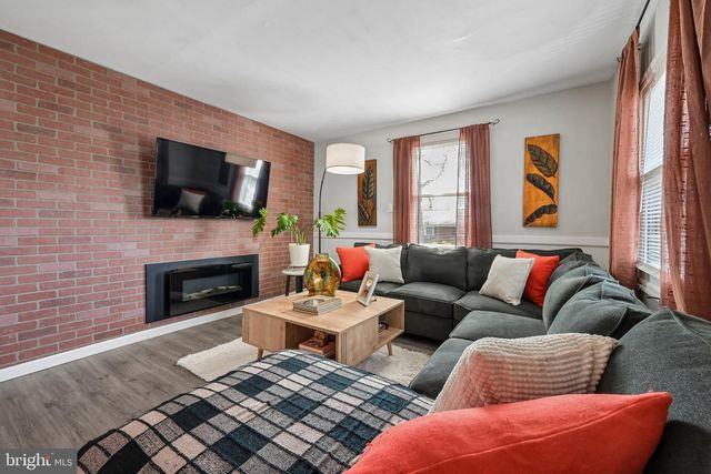 227 GARDEN TER, Runnemede, NJ 08078