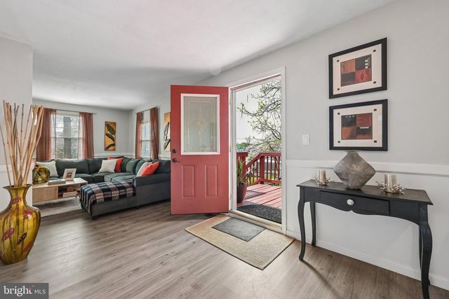 227 GARDEN TER, Runnemede, NJ 08078