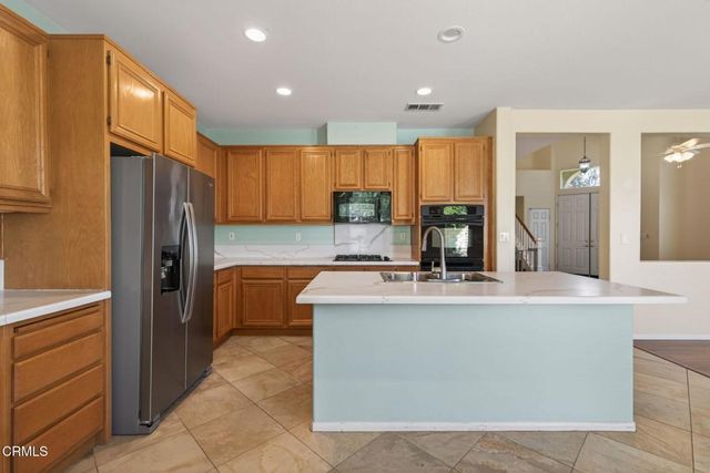 1705 Via Pajaro, Camarillo, CA 93012