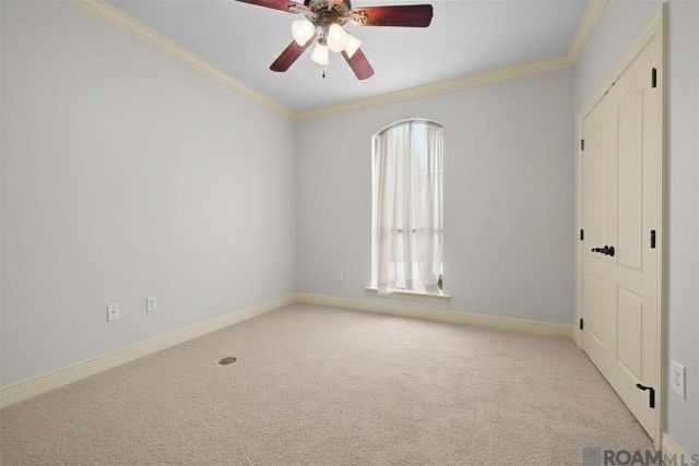12375 Mill House Dr, Geismar, LA 70734