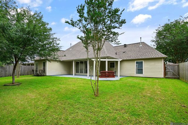 12375 Mill House Dr, Geismar, LA 70734