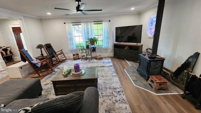 110 LAKE AVE, Glendora, NJ 08029