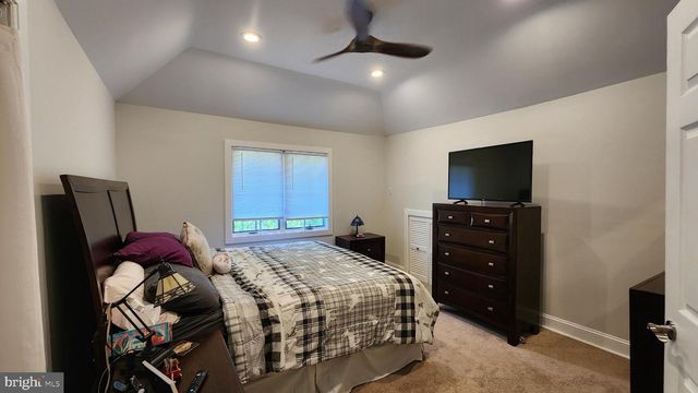 110 LAKE AVE, Glendora, NJ 08029