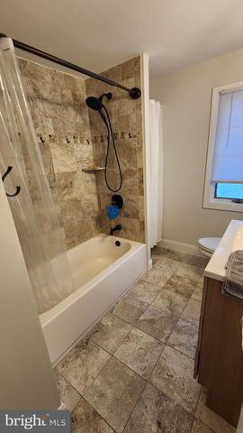 110 LAKE AVE, Glendora, NJ 08029