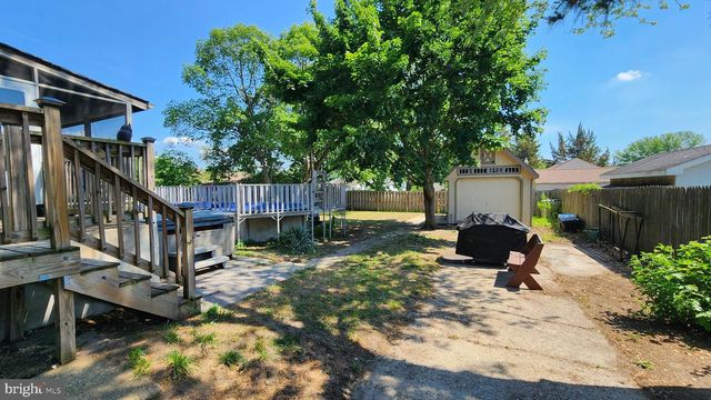 110 LAKE AVE, Glendora, NJ 08029