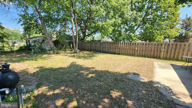110 LAKE AVE, Glendora, NJ 08029
