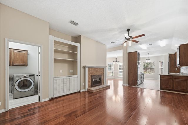 2300 Kittyhawk Drive, Plano, TX 75025