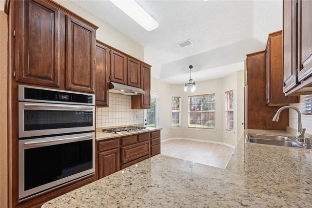 2300 Kittyhawk Drive, Plano, TX 75025