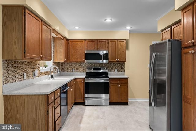 1196 FRANCINE, Vineland, NJ 08360
