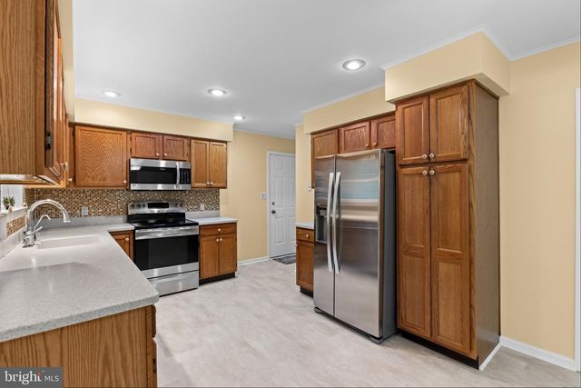 1196 FRANCINE, Vineland, NJ 08360