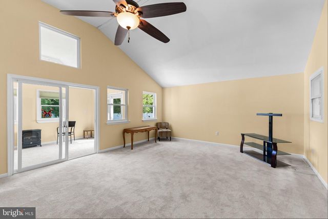 1196 FRANCINE, Vineland, NJ 08360