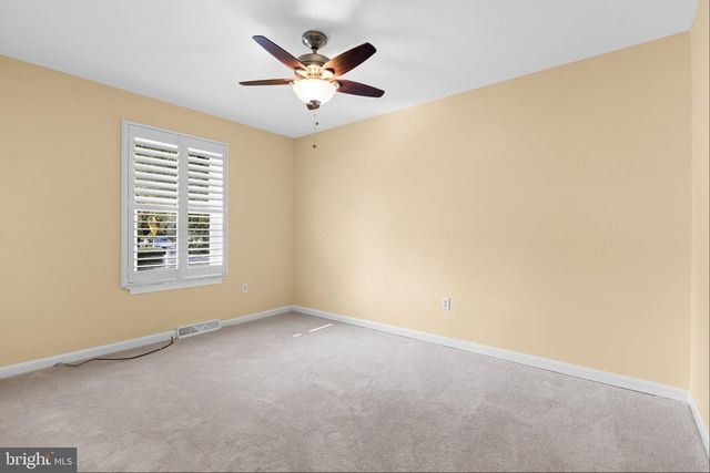 1196 FRANCINE, Vineland, NJ 08360
