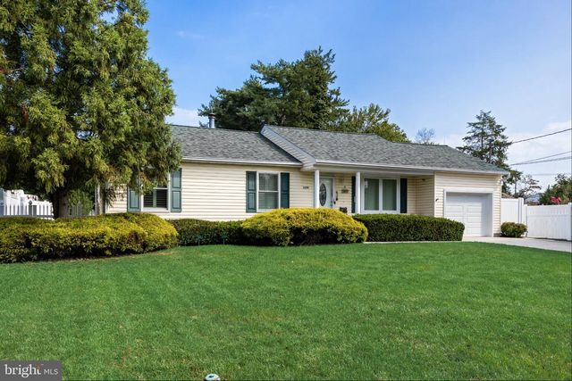 1196 FRANCINE, Vineland, NJ 08360