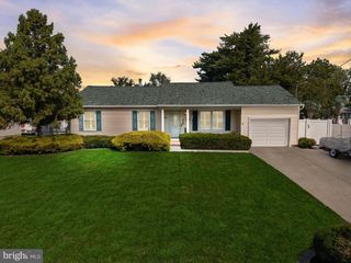 1196 FRANCINE, Vineland, NJ 08360