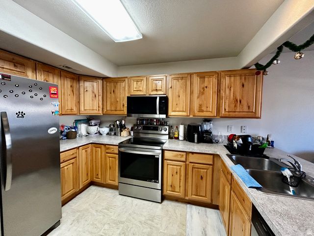 483 E 475 N, Ogden, UT 84404