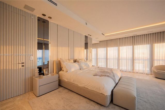 19575 Collins Ave 9, Sunny Isles Beach, FL 33160