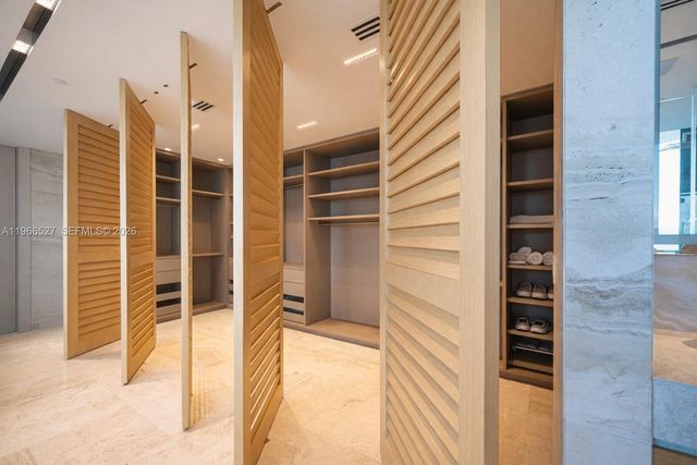 19575 Collins Ave 9, Sunny Isles Beach, FL 33160