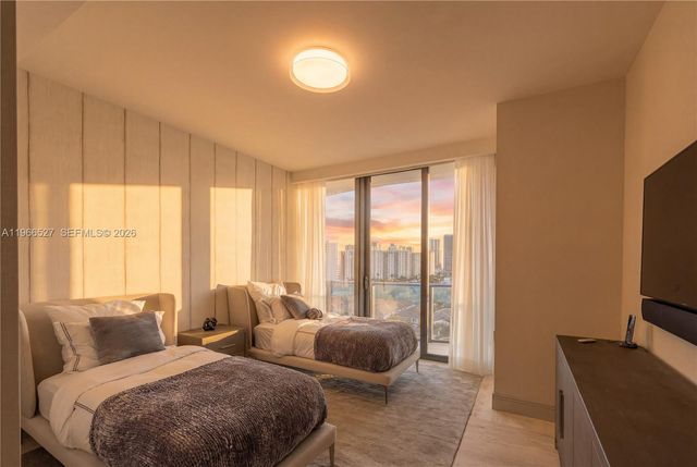 19575 Collins Ave 9, Sunny Isles Beach, FL 33160