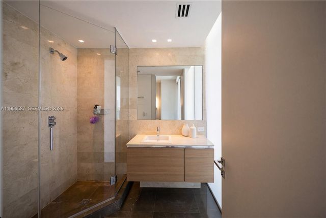 19575 Collins Ave 9, Sunny Isles Beach, FL 33160