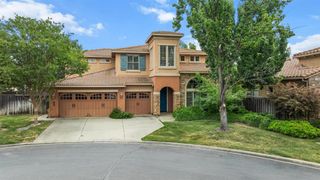 937 Sierra Park Ln, Sacramento, CA 95864