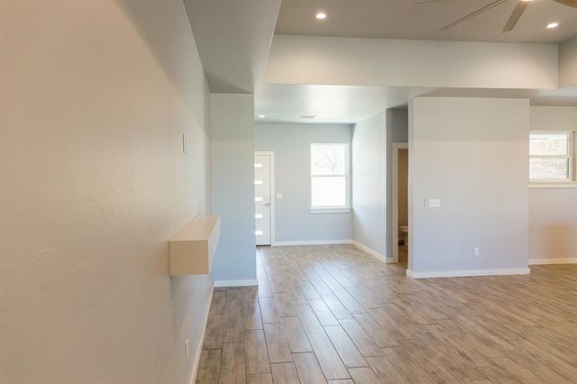 306 Kirks Hollow, Jones, OK 73049