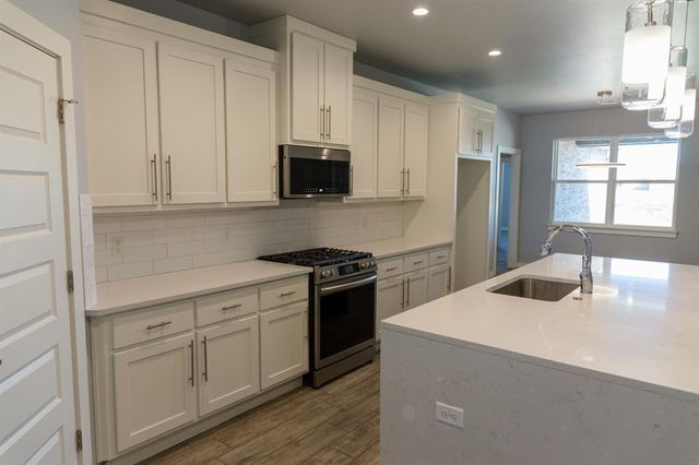 306 Kirks Hollow, Jones, OK 73049