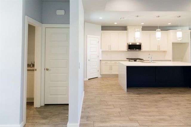 306 Kirks Hollow, Jones, OK 73049