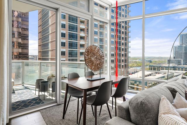 200 Congress Ave 14C, Austin, TX 78701