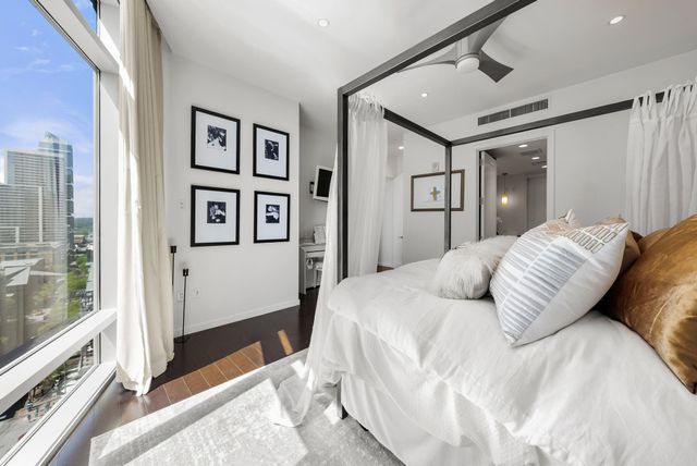 200 Congress Ave 14C, Austin, TX 78701