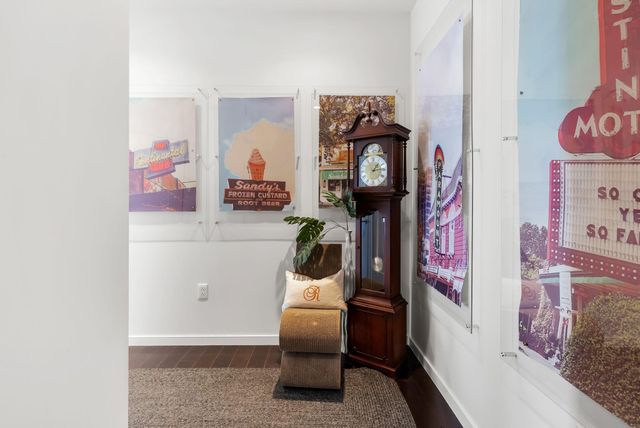 200 Congress Ave 14C, Austin, TX 78701