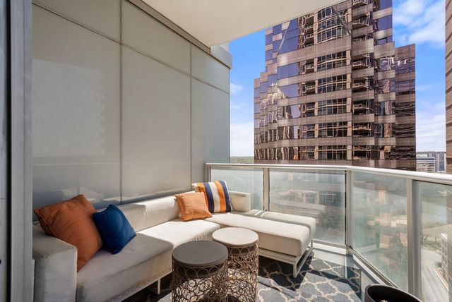 200 Congress Ave 14C, Austin, TX 78701