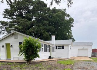 12 Fleetwood AVE, Hampton, VA 23669