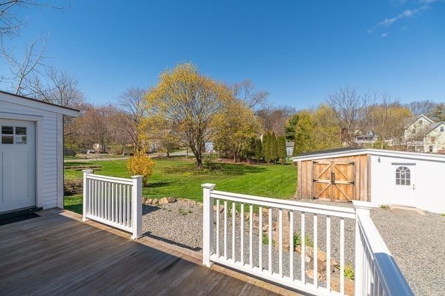 61 Southern Ave, Essex, MA 01929