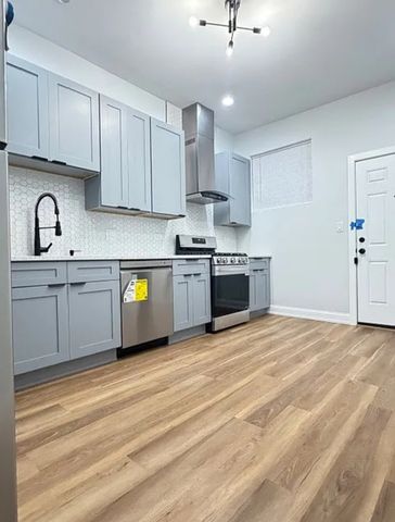 1305 E 69th Street 1, Chicago, IL 60637