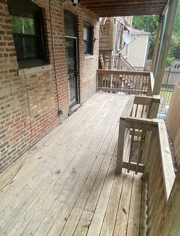 1305 E 69th Street 1, Chicago, IL 60637