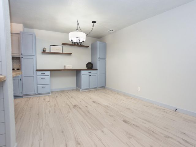 2227 Willow Lane, Miami, OK 74354