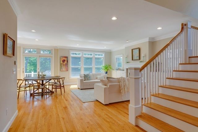 39 Lawton Rd, Needham, MA 02492