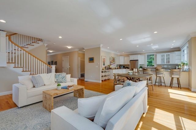39 Lawton Rd, Needham, MA 02492