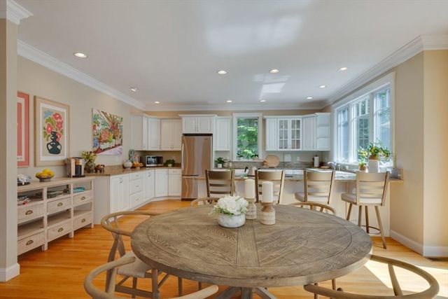 39 Lawton Rd, Needham, MA 02492