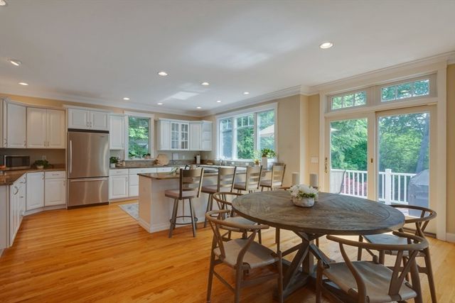 39 Lawton Rd, Needham, MA 02492