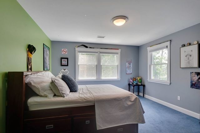 39 Lawton Rd, Needham, MA 02492