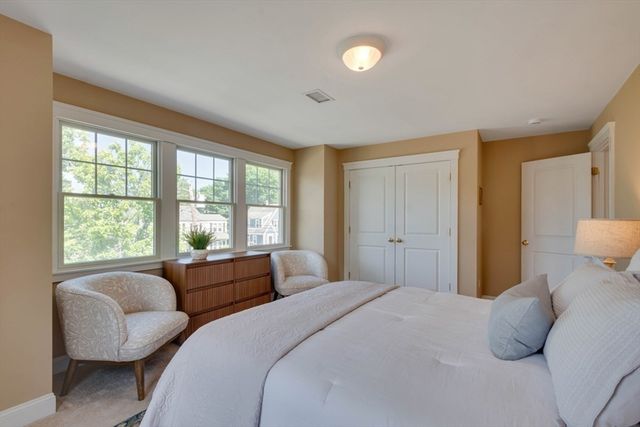 39 Lawton Rd, Needham, MA 02492