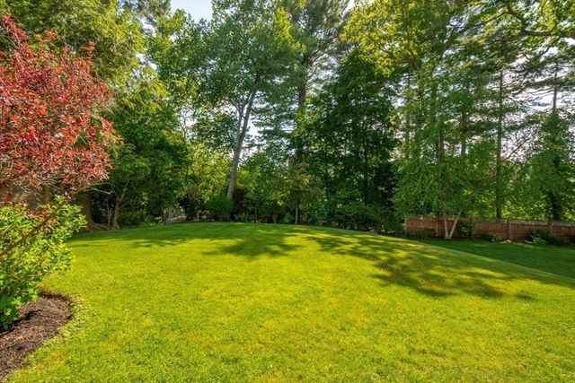 39 Lawton Rd, Needham, MA 02492