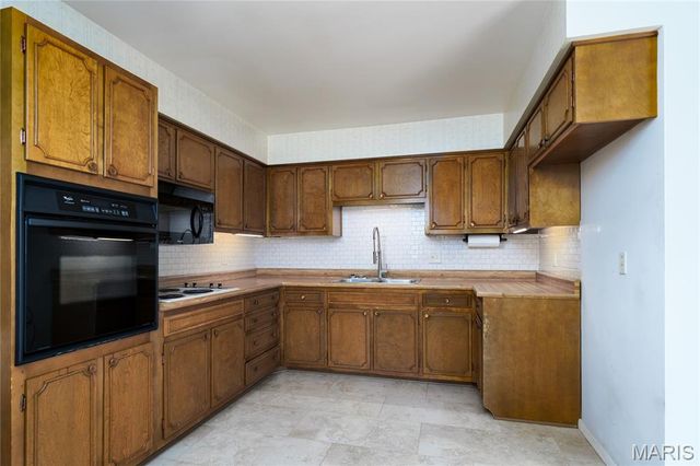 3300 Colgate Place, Granite City, IL 62040