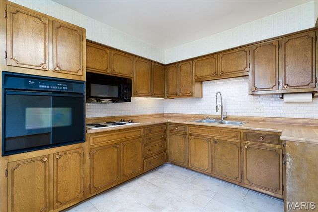 3300 Colgate Place, Granite City, IL 62040