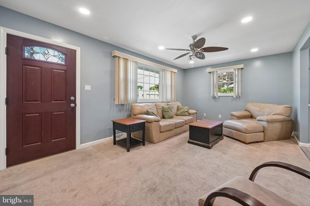 127 TRINITY AVE, BLACKWOOD, NJ 08012 — photo 3