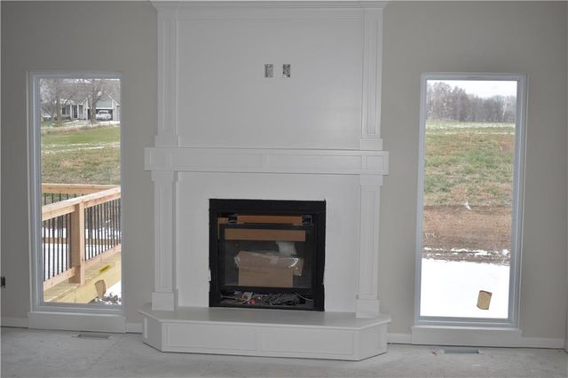 6013 NE 118th Street, Kansas City, MO 64156