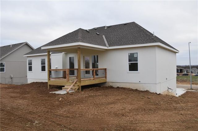 6013 NE 118th Street, Kansas City, MO 64156