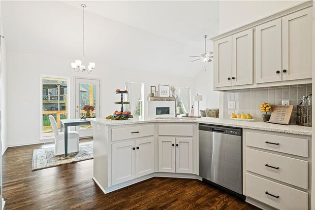 6013 NE 118th Street, Kansas City, MO 64156